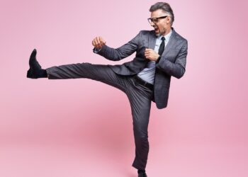 Dal corso di «Cong fu» a «Ilary Clinton», ecco il secondo capitolo sulle perle nei curricula dei candidati alle Regionali