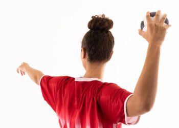 Il coach condannato per violenza sessuale che continua ad allenare atlete minorenni