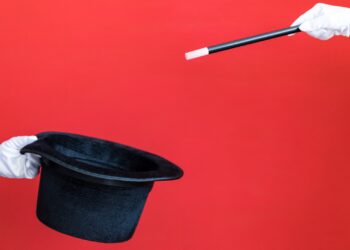 La lista dei fortunati che incasseranno 22 milioni senza gara grazie ai consiglieri regionali non smette di riservare sorprese