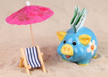 Associazioni fantasma, progetti inesistenti e viaggi a cinque stelle: così la Conservatoria delle coste ha fatto fuori 2,5 milioni di euro