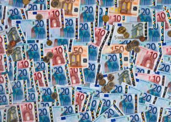 La storia delle consulenze da 3 milioni della giunta Todde, spiegata