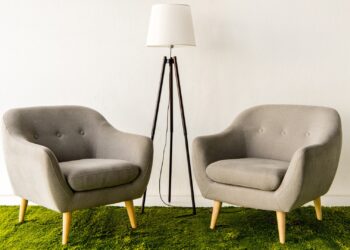 Politici con doppio incarico, la Regione si sveglia e batte cassa: restituite i soldi